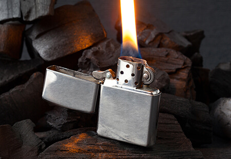 Header Zippo pano mobile